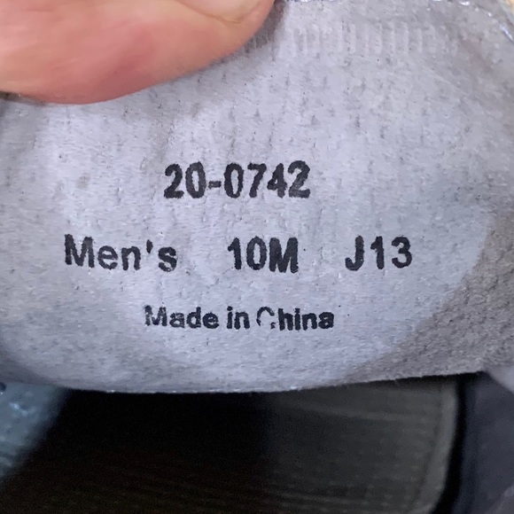 Johnston & Murphy Ellington Cap Toe Lace Up Shoes - Picture 16 of 16